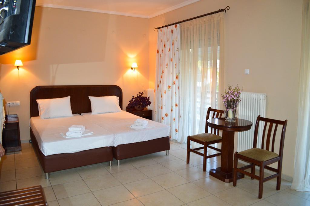 Hotel Strimoniko Аспровалта Екстериор снимка